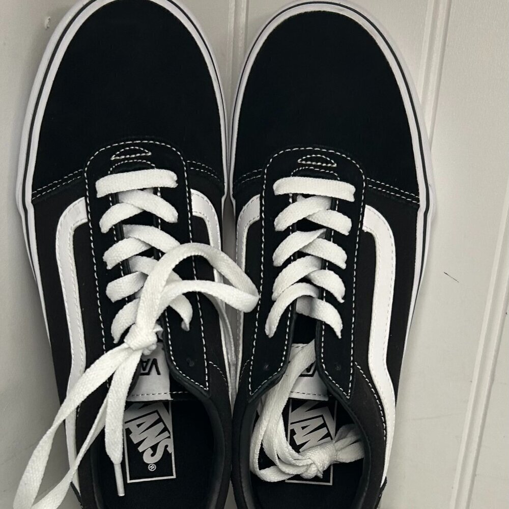 Vans Womens Ward Black Skateboarding Shoes Size 8.5
